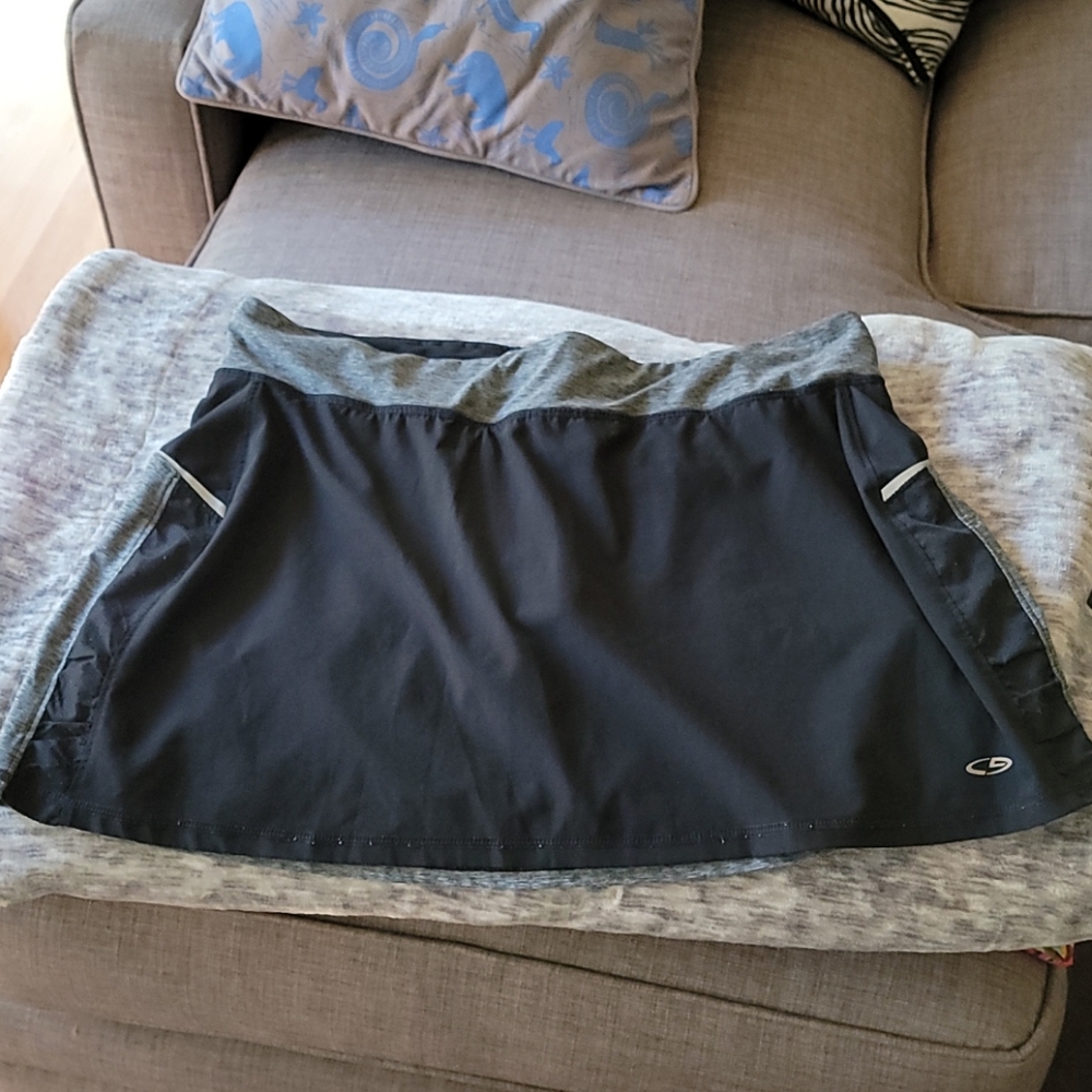 Like new Champion skort